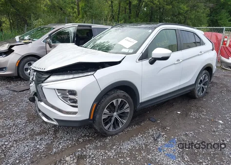 2022 Mitsubishi Eclipse Cross Se/Se Special Edition/Sel/Sel Special Edition z USA, uszkodzony, nr VIN JA4ATWAA8NZ045495
